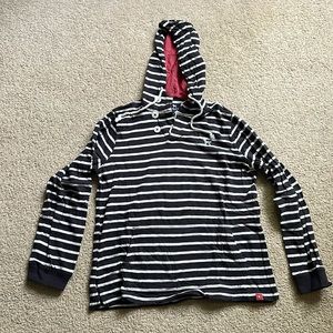 The black dog sweatshirt